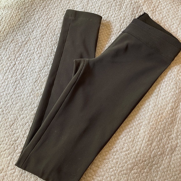 BCBG Leggings with Back Zips - Picture 1 of 7